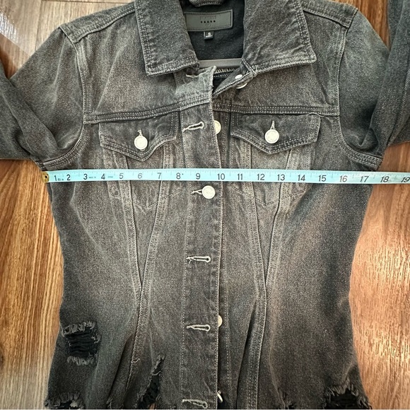 Blank NYC Thrill Seeker Peplum Distressed Black Charcoal Denim Jacket Sz S - Picture 12 of 13